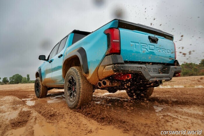 Solo Unos Pocos Modelos Especiales Pueden Obtener El Nuevo Color Azul Extravagante De Toyota | Carscoops